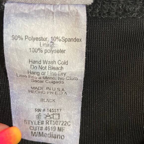 Privy Black velvet cropped camisole top womens medium in Excellent condition - Picture 7 of 7